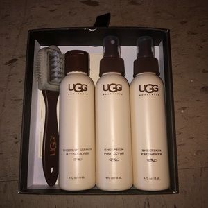 UGG Sheepskin Care Kit